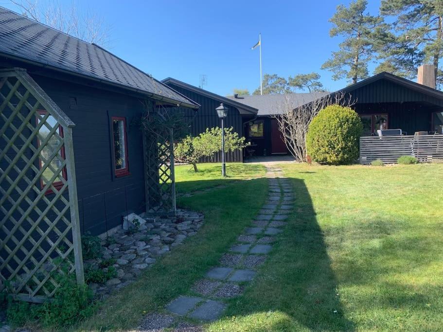 Kullahalvoen Naera Jonstorps Hamn Villa Buitenkant foto